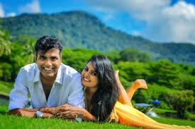 'Live Life to its Fullest' is True for these Instagram Traveling Couples