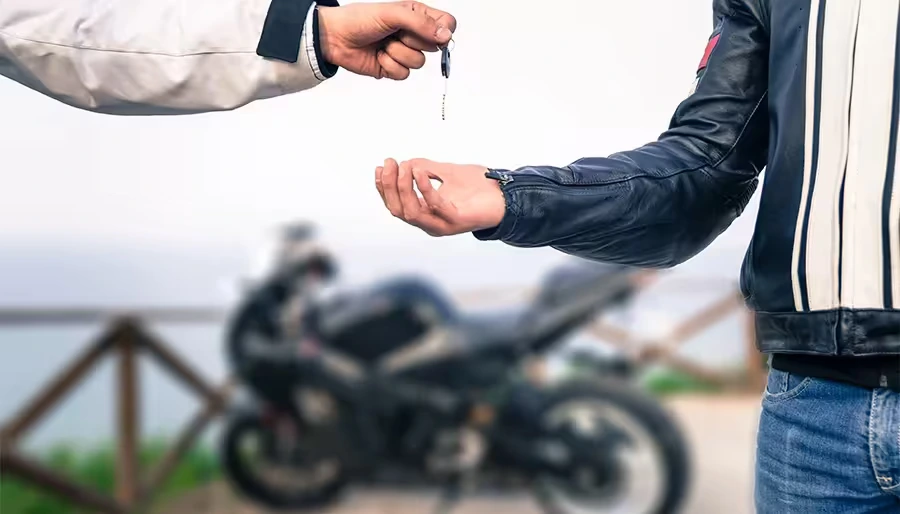 Tired of Hefty Costs and Long Waits for Cabs & Autos? Why Not Try Doorstep Bike Rentals!