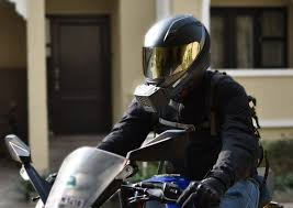This Summer Ride Cool with BluSnap Helmet Cooler in India - ONN Bikes