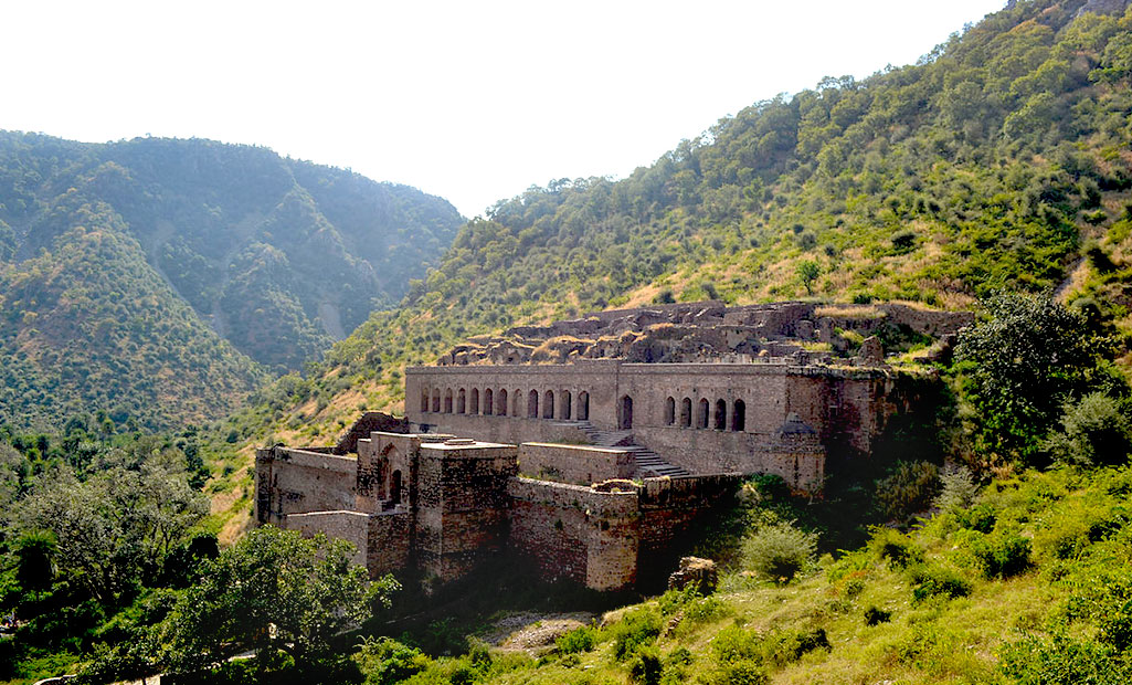 5 Most Weird & Strange Places in India to find your Inner Will Byers