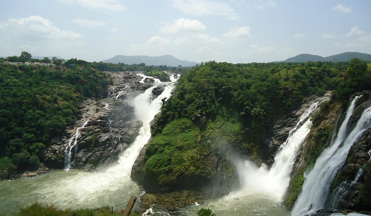 Bangalore to Mysore Tourist Places to Visit on Road Trip
