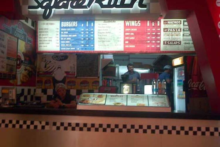 21 Most Delicious Food Trucks in India You Must Try