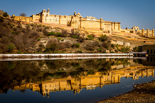 Top 8 Attractions and Famous Forts of Rajasthan that will Enthrall You